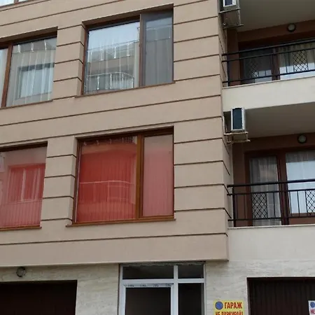 Διαμέρισμα Flat Lora Πομόριε