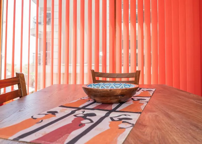 Flat Lora Lejlighed *